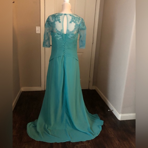 Jaeden Chiffon & Lace Formal Dress with 3/4 Sleeves in Dark Turquoise - size 14 - Picture 12 of 12